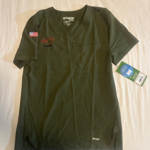 Grey’s Anamtomy Barco ACNA Scrub Top - Picture 1 of 3